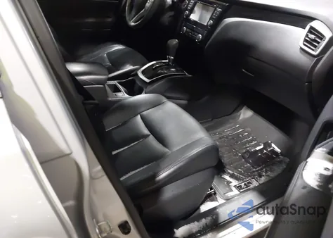 2014 Nissan Rogue Sl z USA, uszkodzony, nr VIN 5N1AT2MT2EC850340